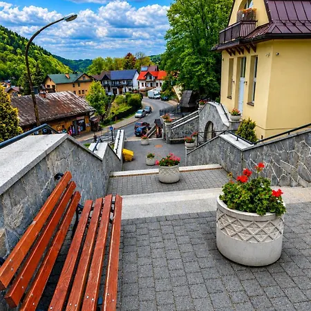 Zdroj شقة *